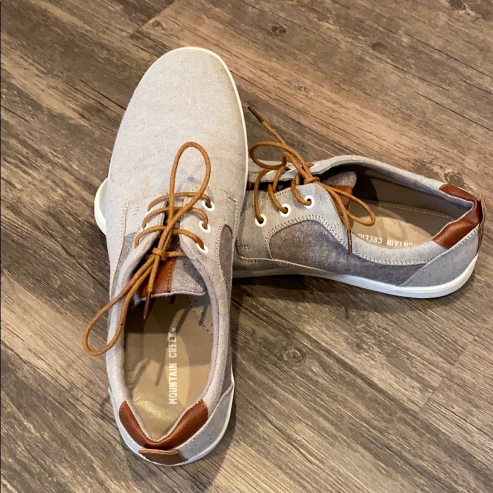 Men’s Casual Shoes